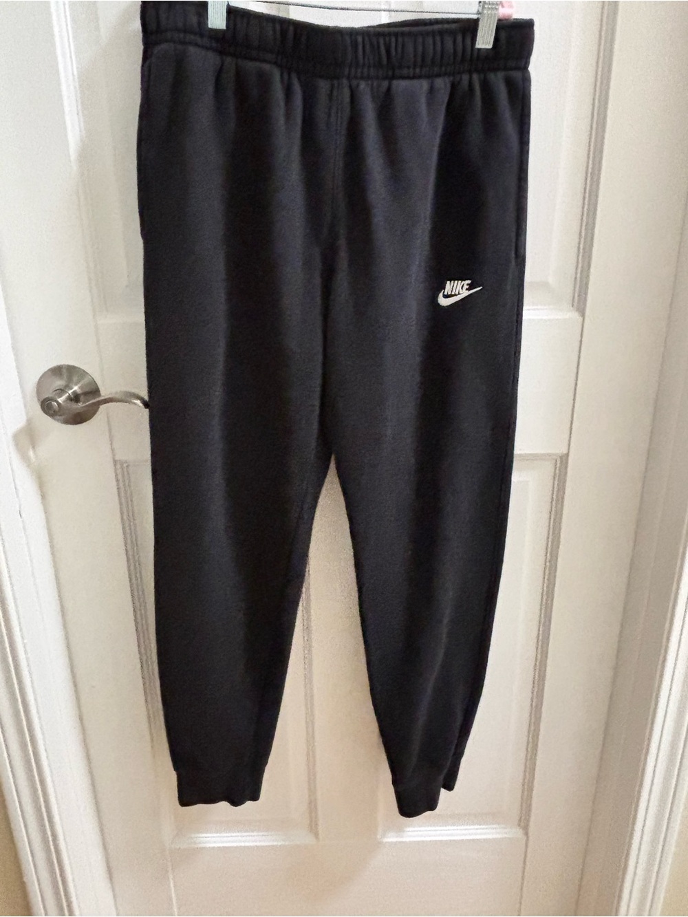 Nike Sweatpants Mens Medium   Black Sportswear Club Fleece Jogger Gym Comfort